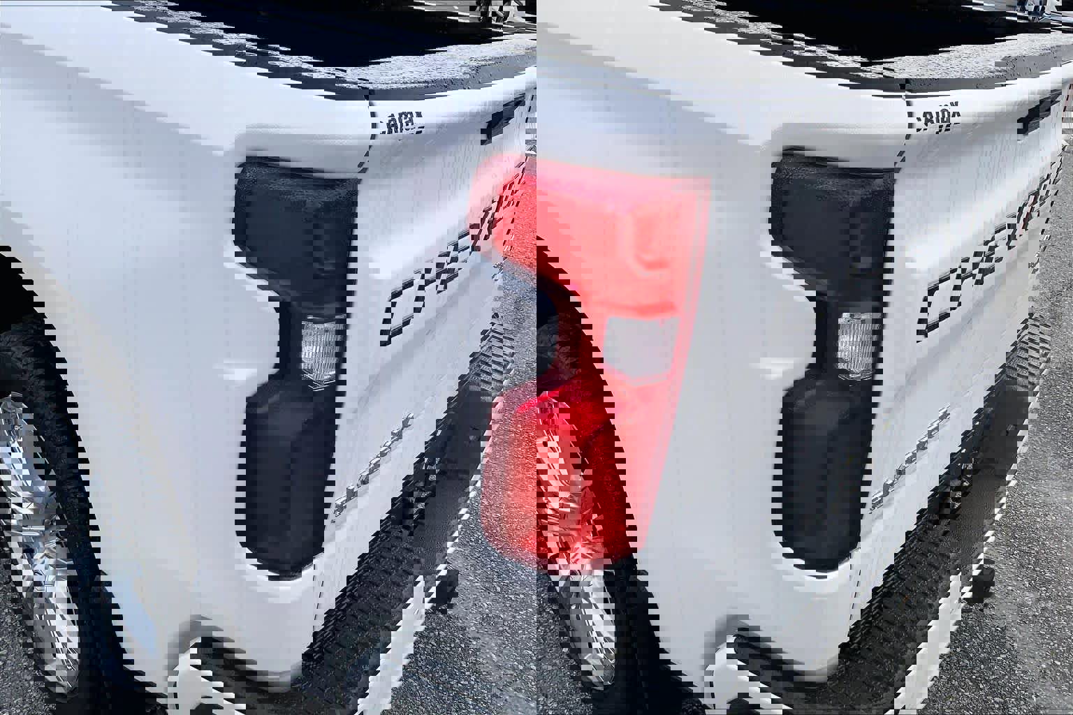 Used 2020 Chevrolet Silverado 1500 High Country w/ Technology Package image 27