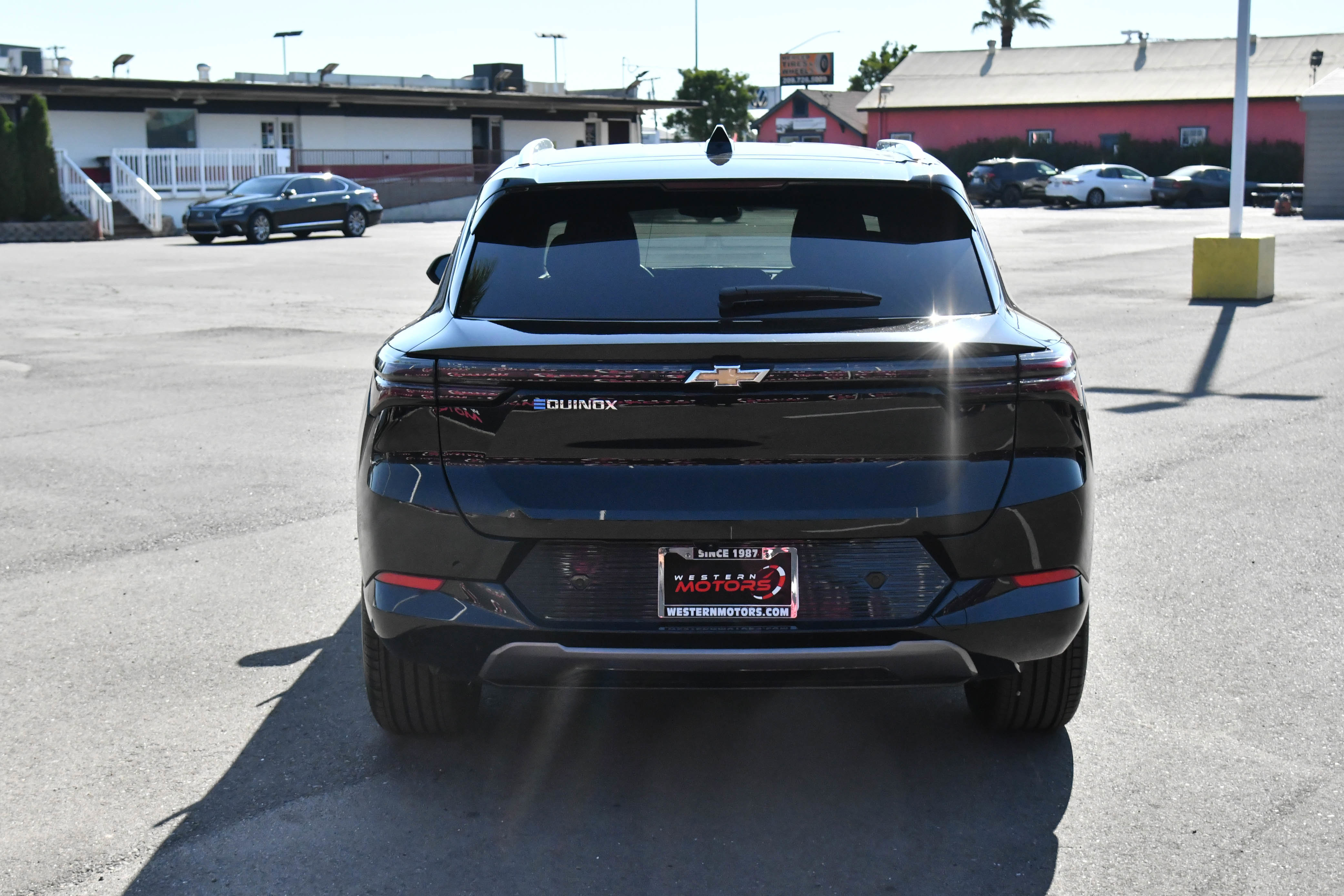 Used 2025 Chevrolet Equinox EV LT FWD image 7