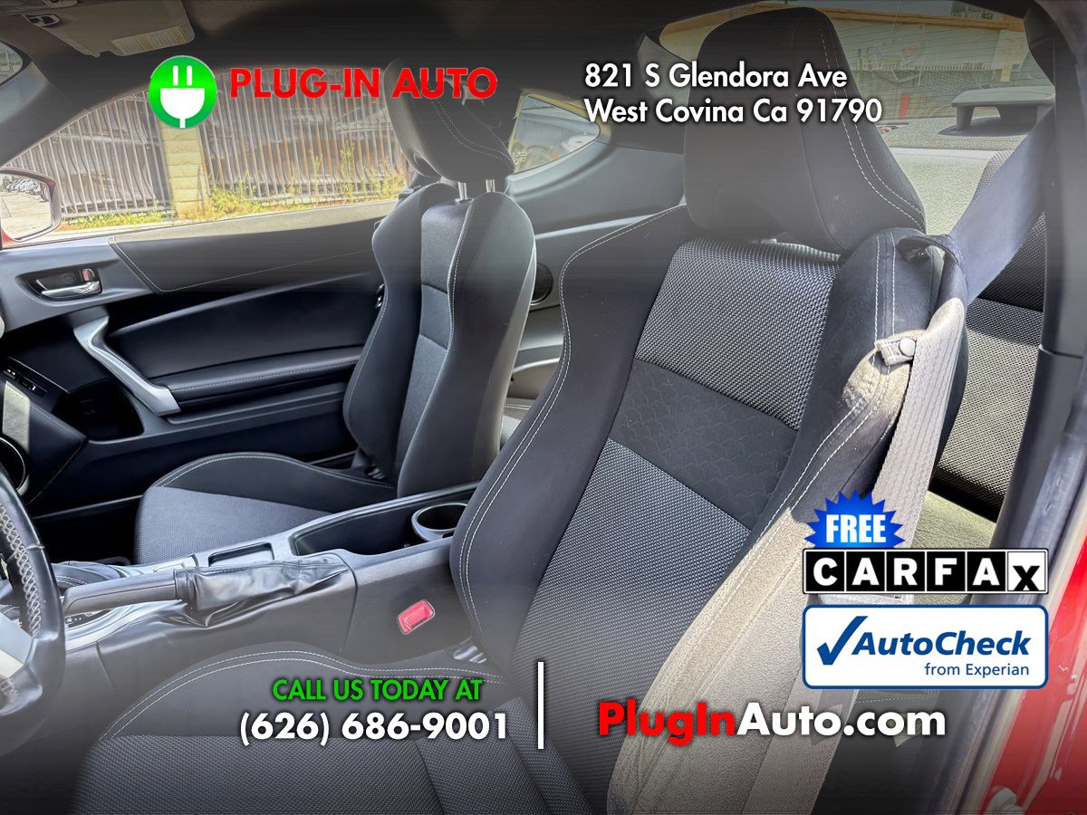 Used 2017 Toyota 86 RWD image 7