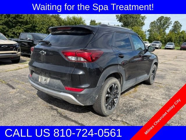 Used 2021 Chevrolet TrailBlazer LT w/ Convenience Package FWD image 3