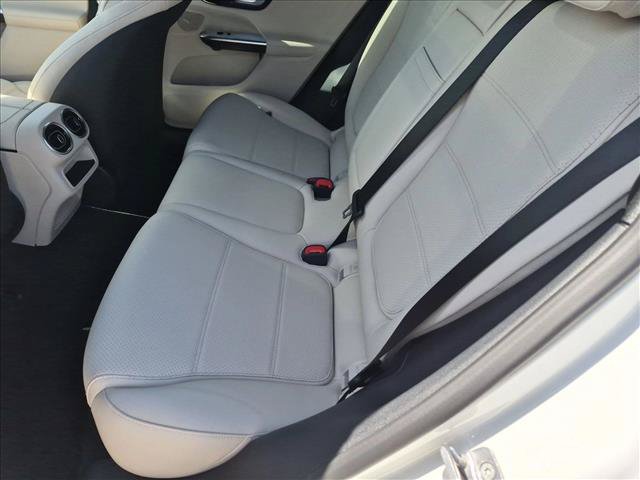 New 2027 Mercedes-Benz GLC 300 image 14