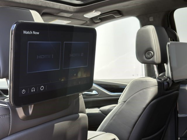 Certified 2024 Cadillac Escalade ESV V AWD/4WD image 13