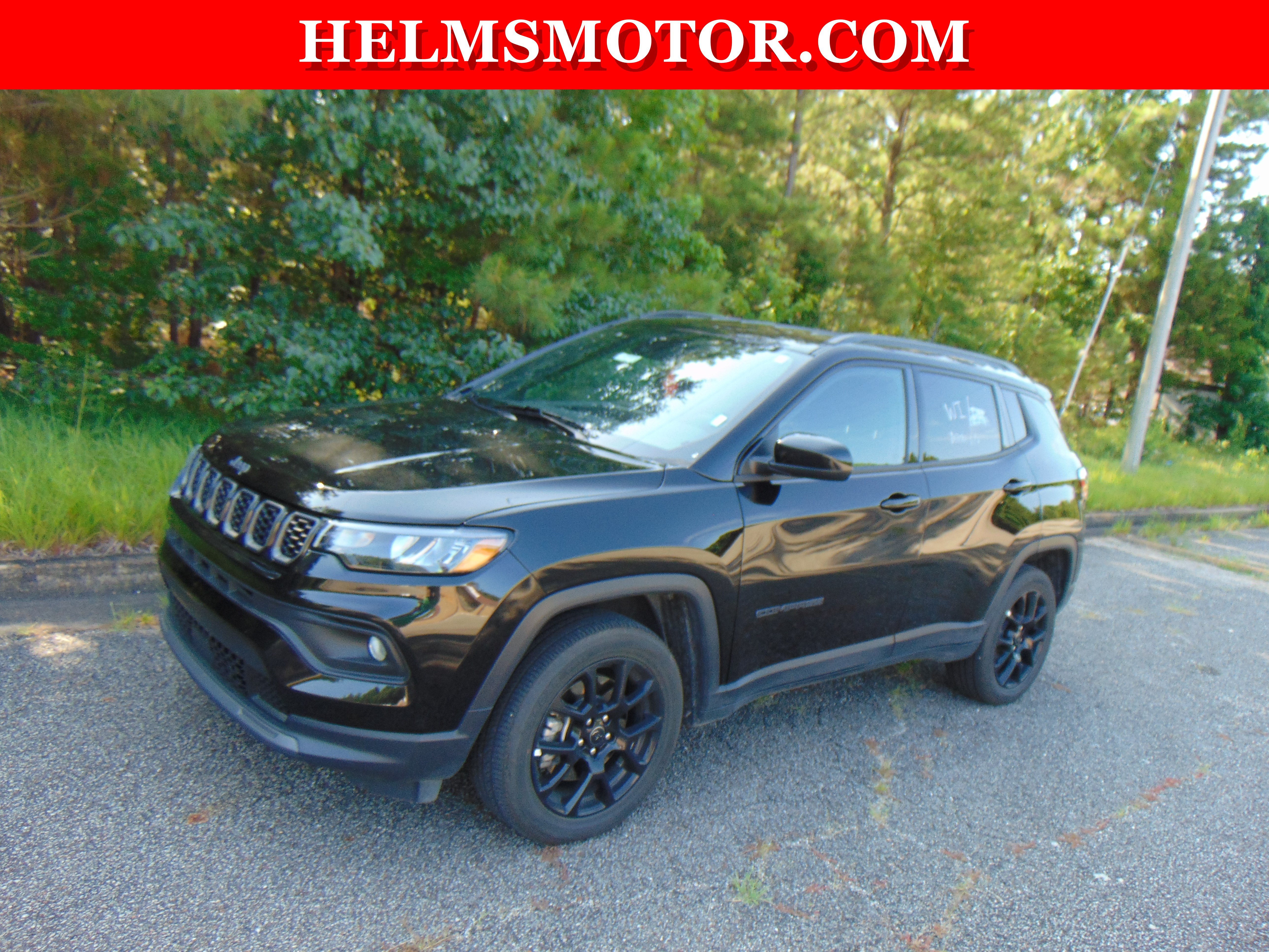 Certified 2025 Jeep Compass Latitude w/ Convenience Group AWD/4WD image 4