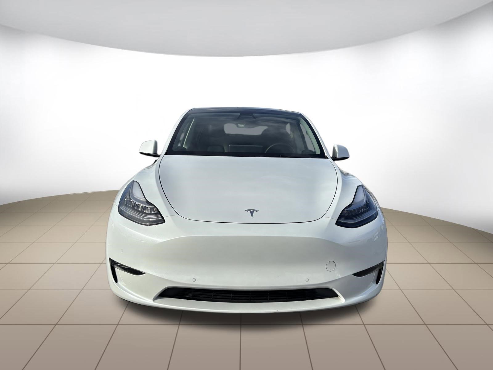 Used 2021 Tesla Model Y Long Range image 2