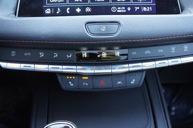 Used 2023 Cadillac XT4 Sport w/ LPO, Onyx Lite Package image 28