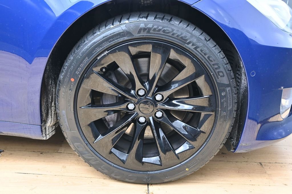 Used 2020 Tesla Model S Long Range Plus AWD/4WD image 13