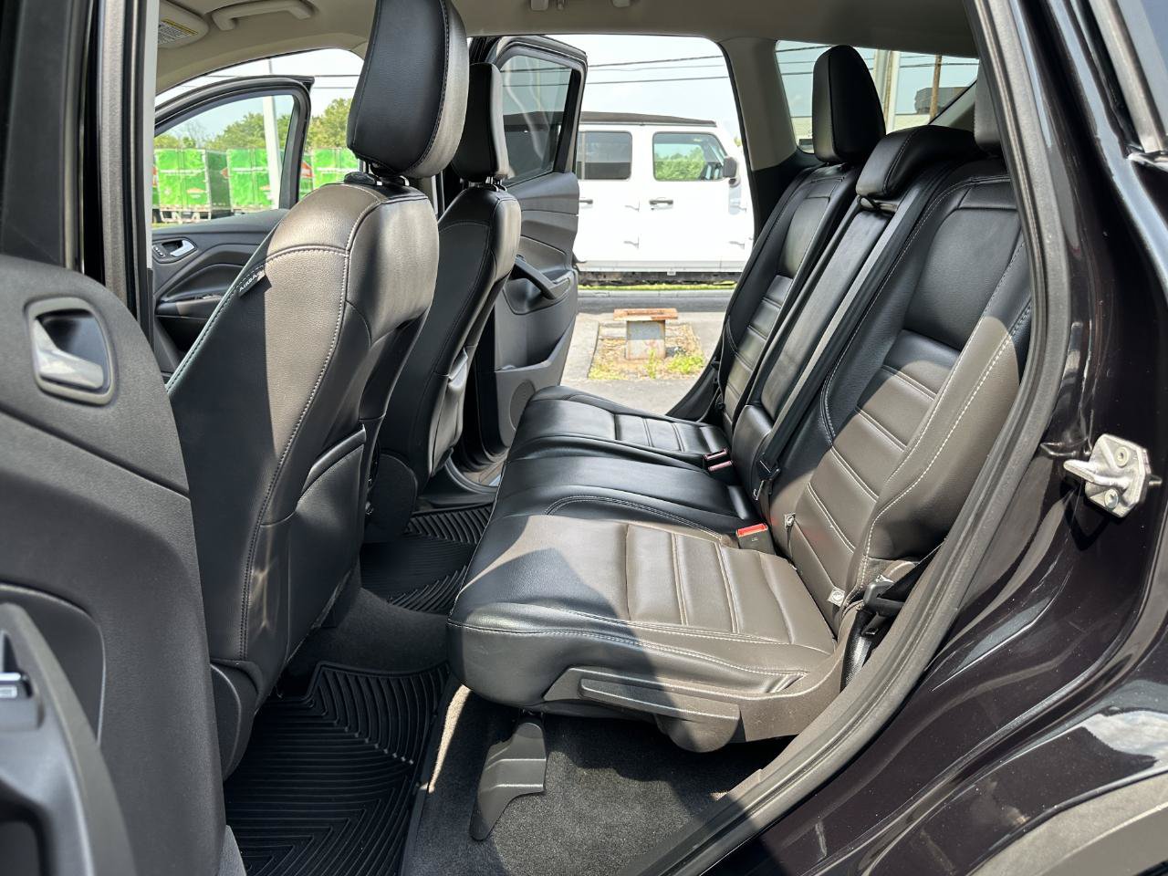 Used 2019 Ford Escape SEL AWD/4WD image 29