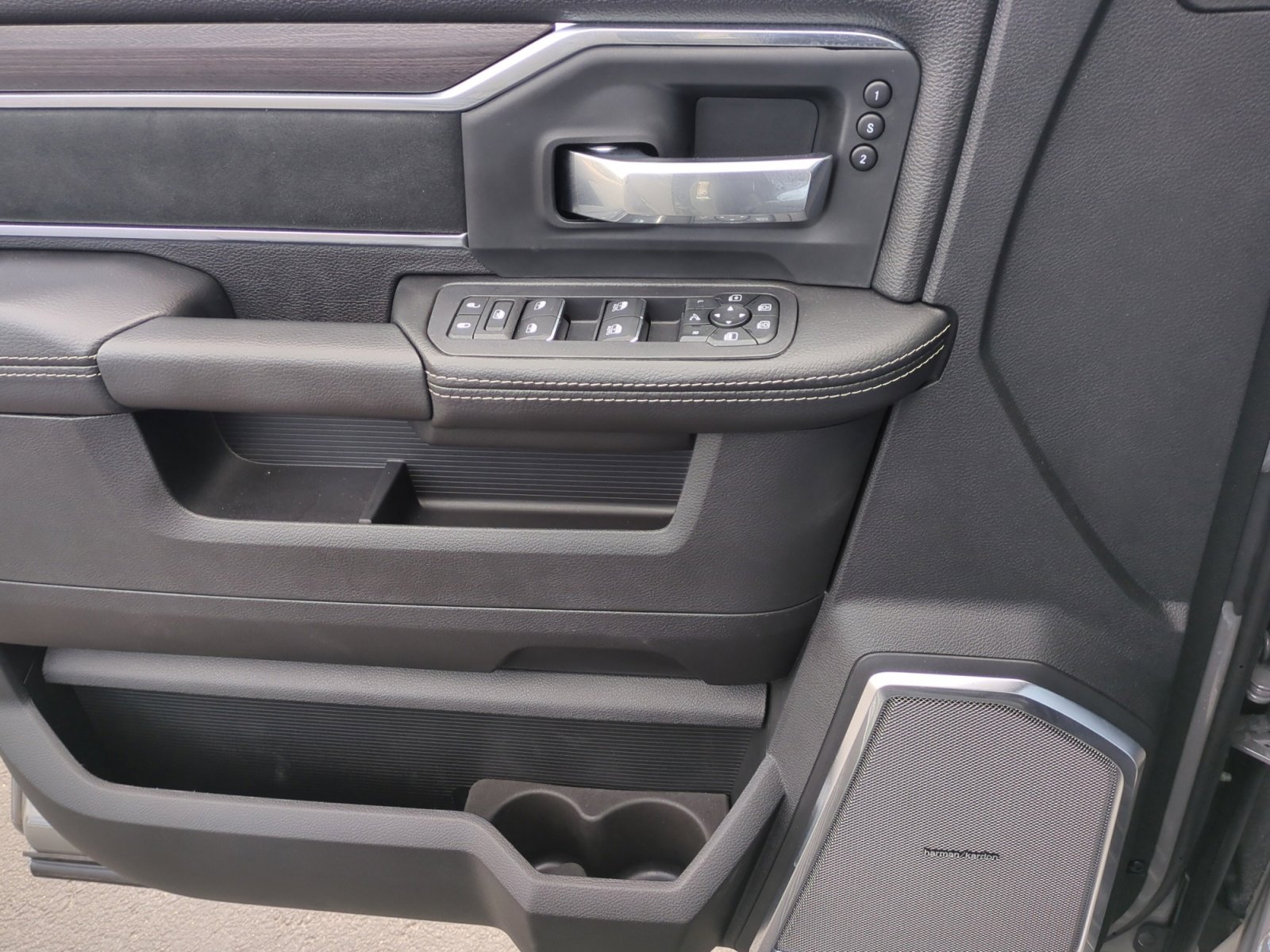 New 2026 RAM 2500 Laramie image 13