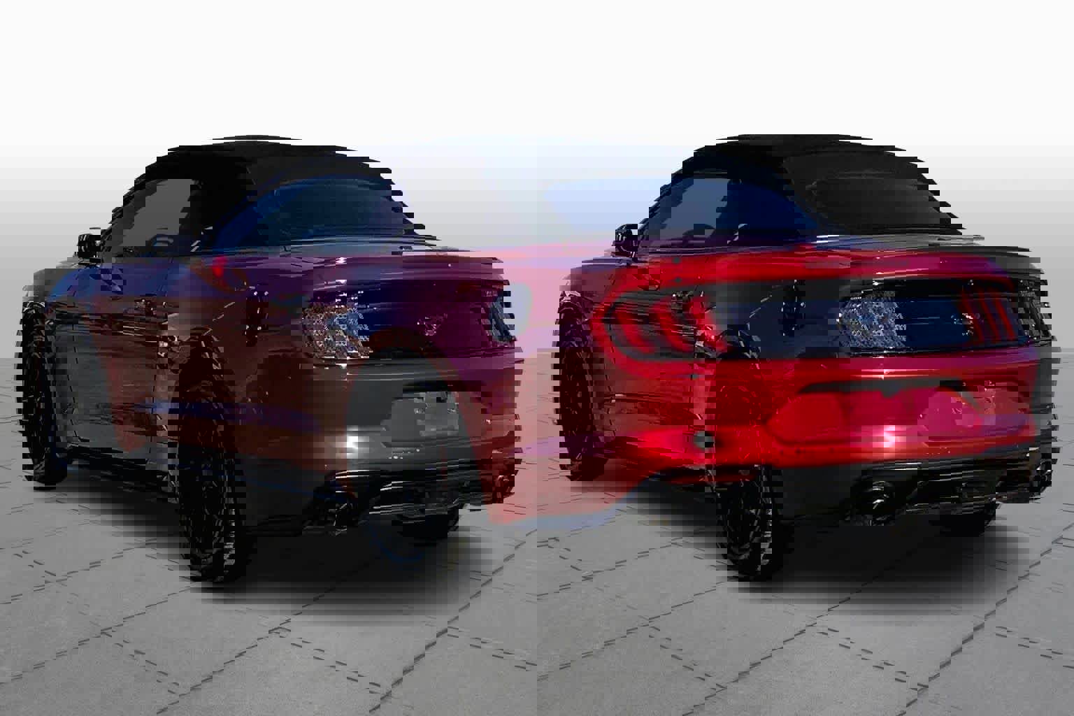 Certified 2018 Ford Mustang Convertible w/ Equipment Group 101A image 10