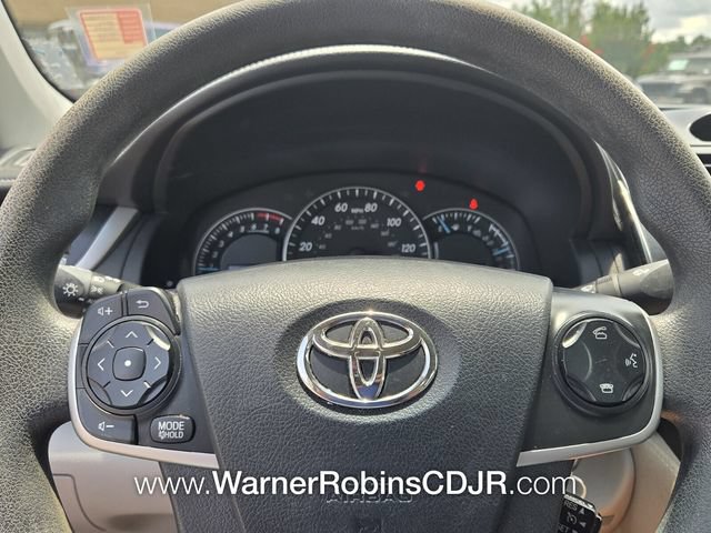 Used 2014 Toyota Camry LE FWD image 24