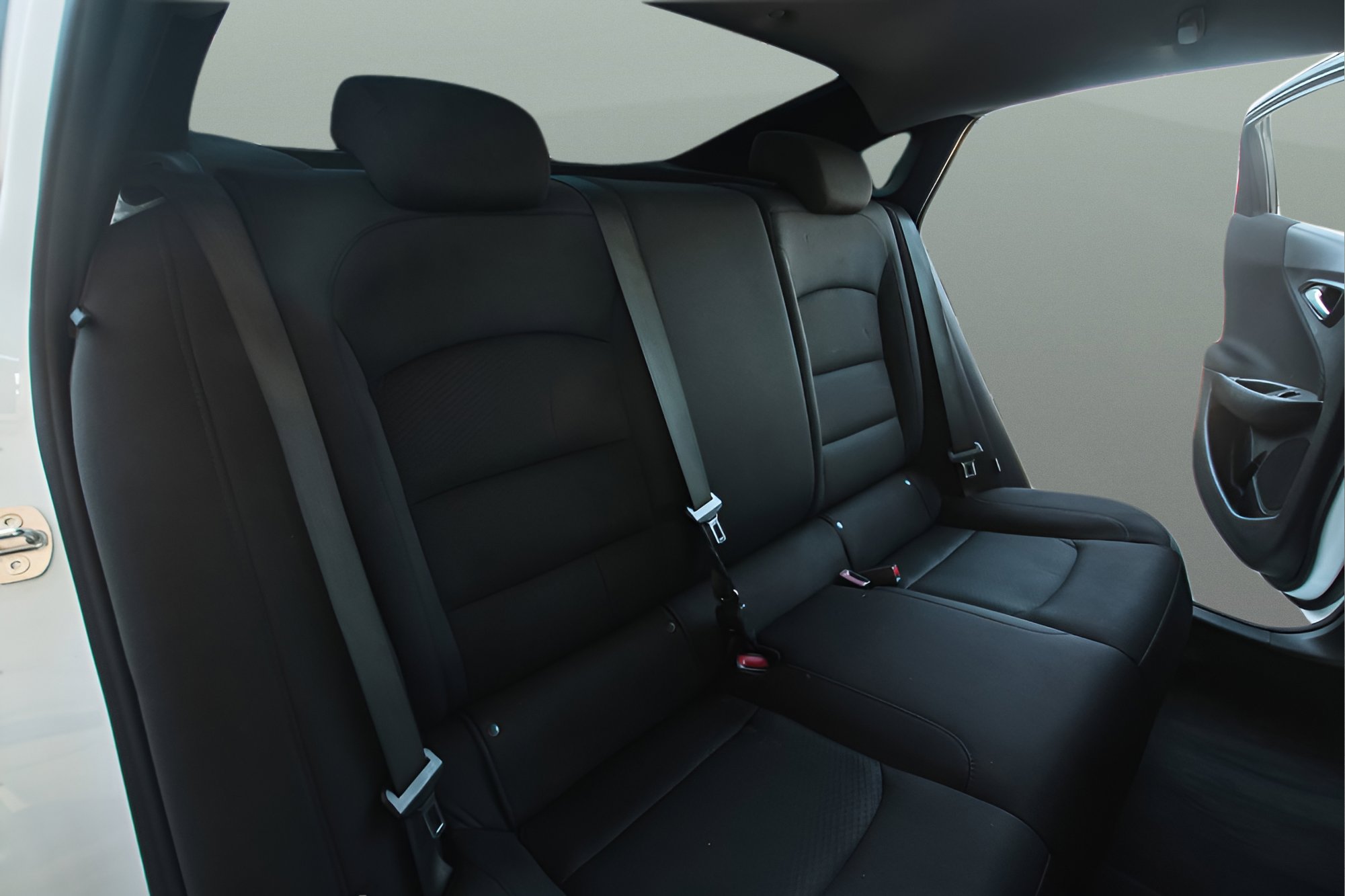 Used 2022 Chevrolet Malibu LS FWD image 15