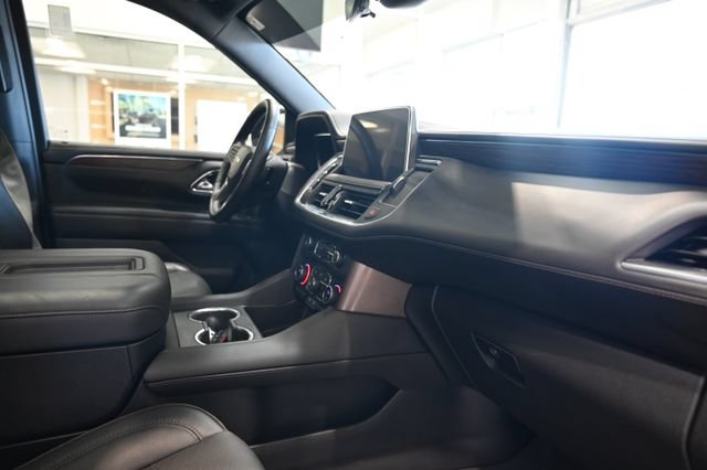 Used 2023 Chevrolet Tahoe High Country AWD/4WD image 16