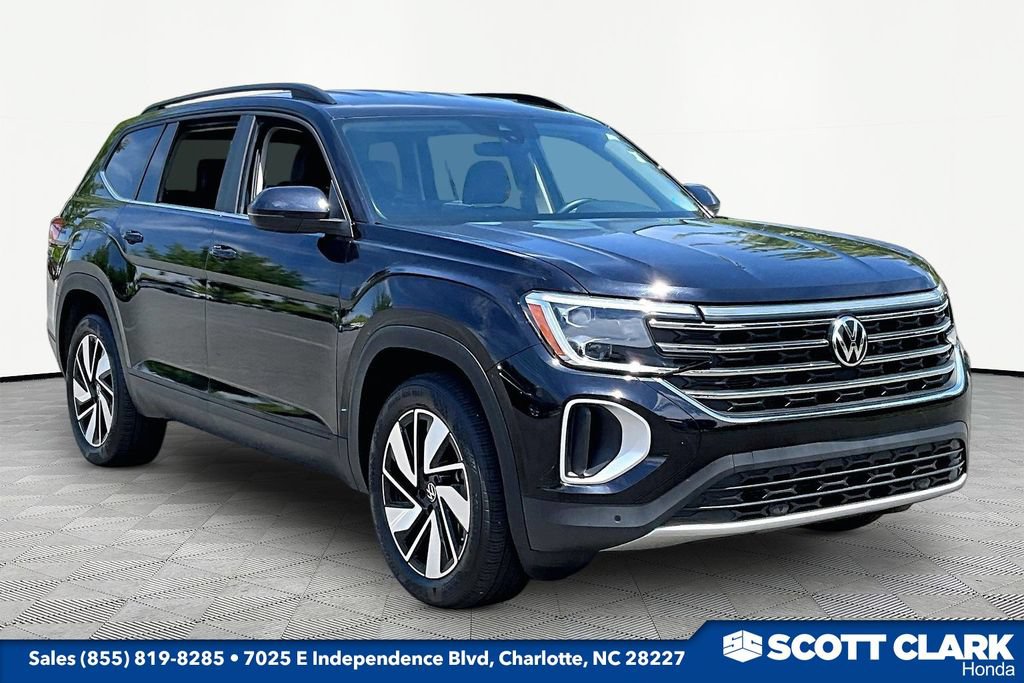 Used 2025 Volkswagen Atlas SE