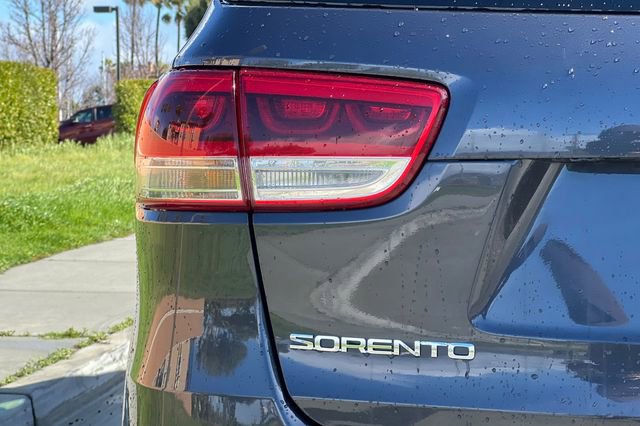 Used 2018 Kia Sorento SX image 35