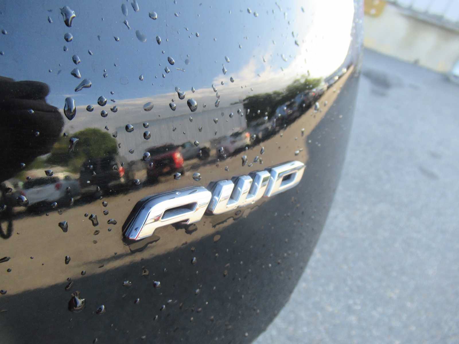 Used 2024 Ford Edge SEL AWD/4WD image 15