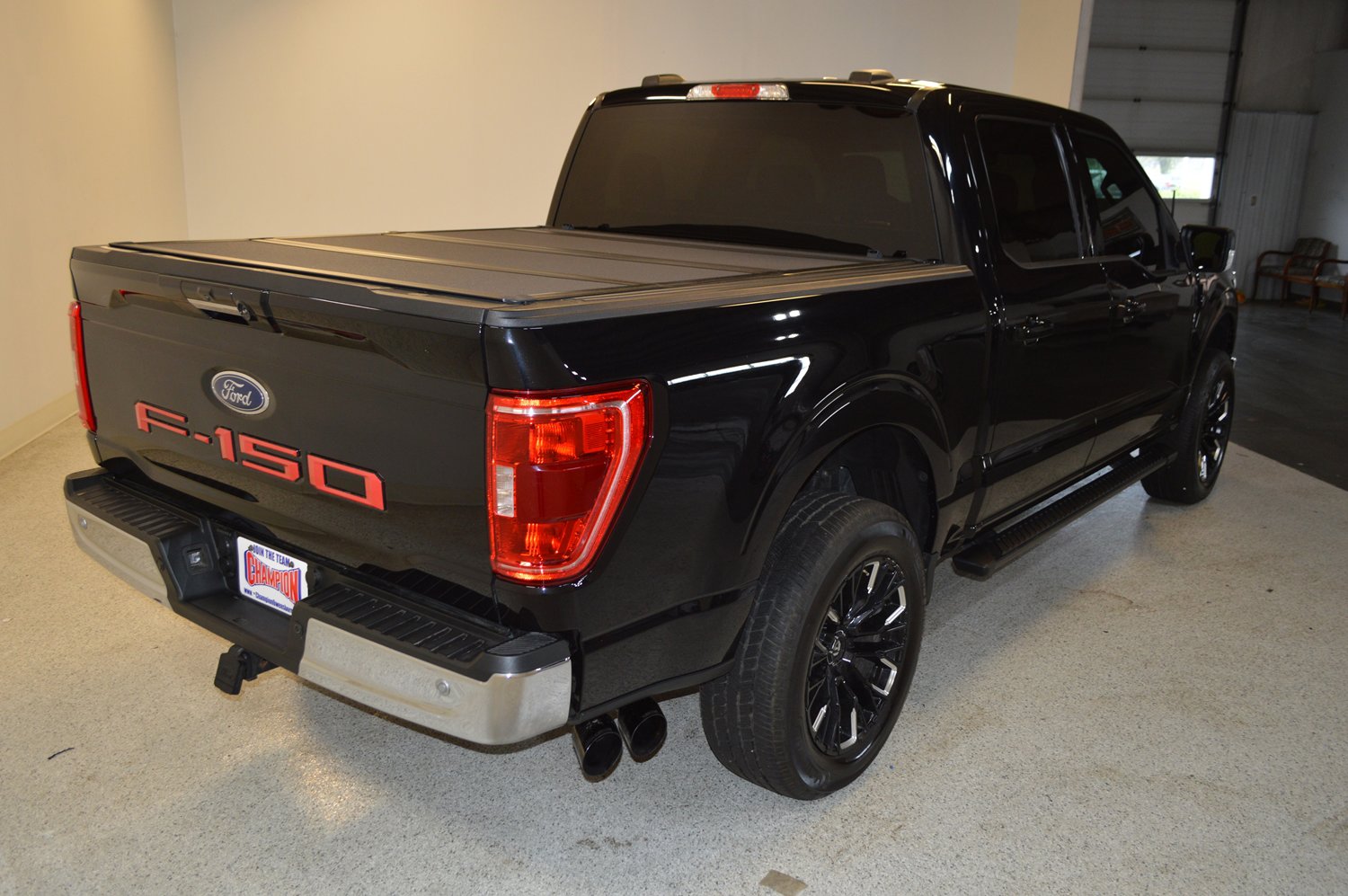 Used 2021 Ford F150 XLT w/ Equipment Group 302A High image 3