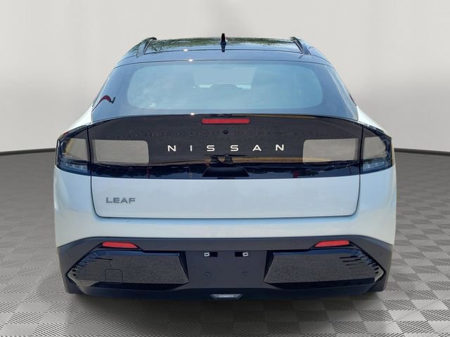 New 2026 Nissan Leaf Platinum+ w/ Cargo Package (Platinum+) FWD image 3