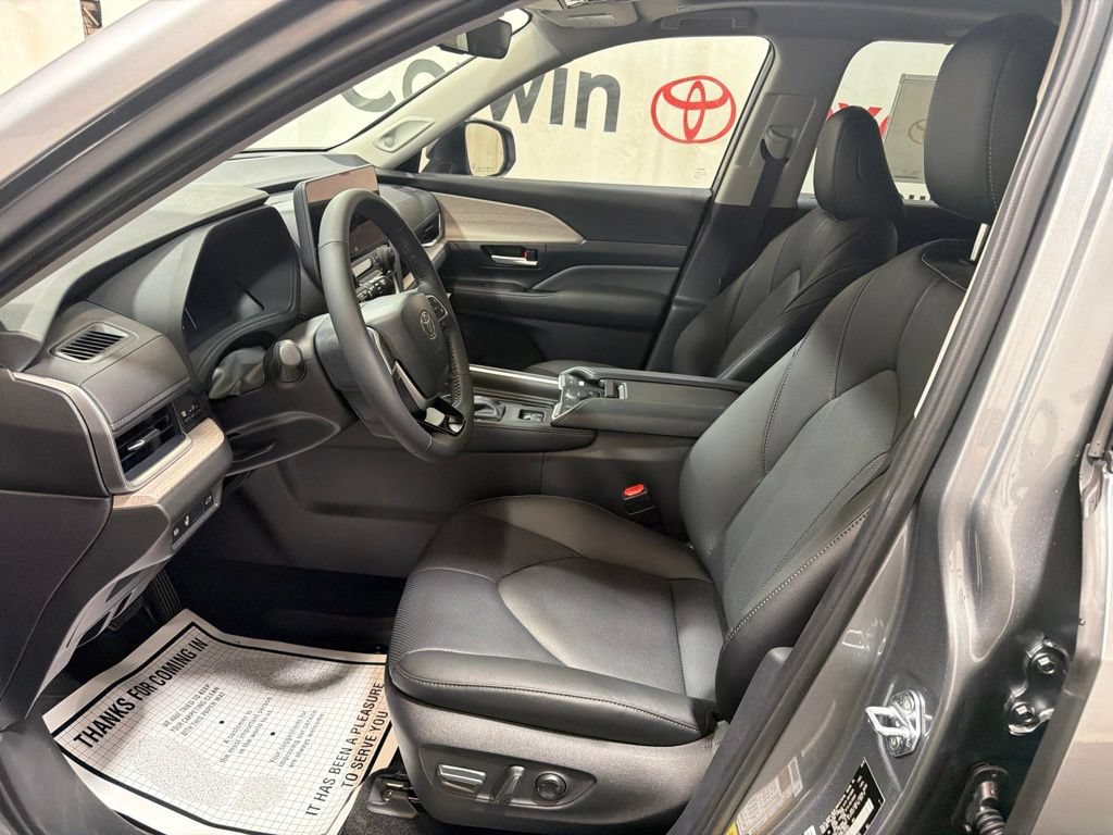 New 2026 Toyota Grand Highlander AWD image 25