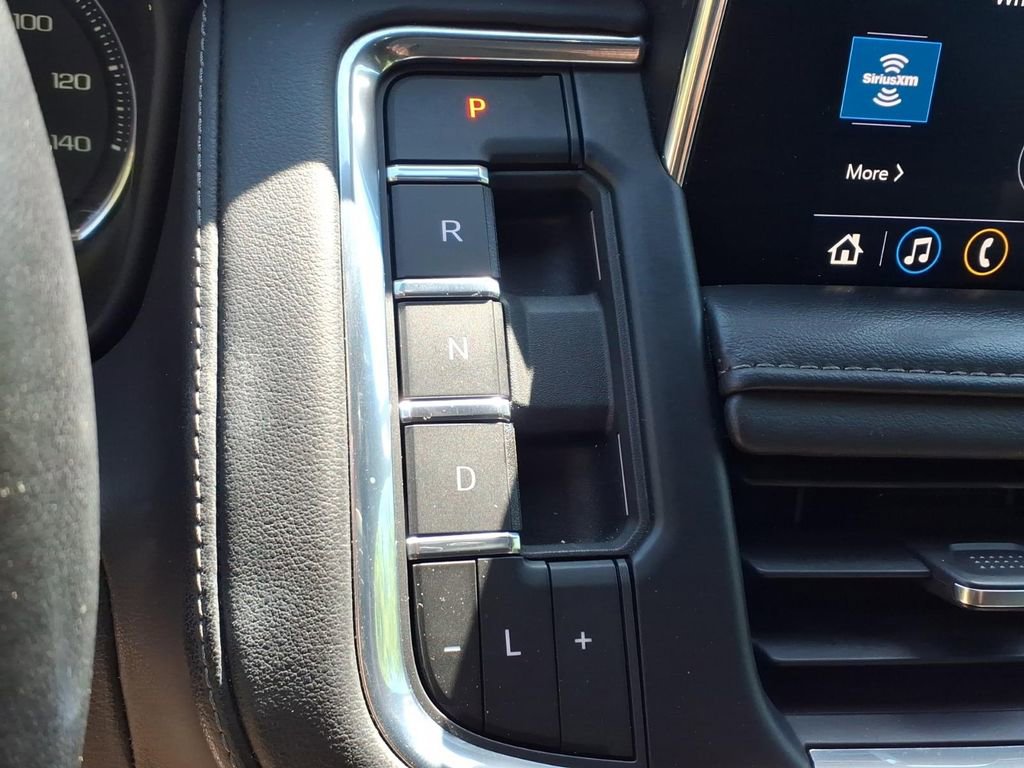 Certified 2021 Chevrolet Suburban LT AWD/4WD image 10