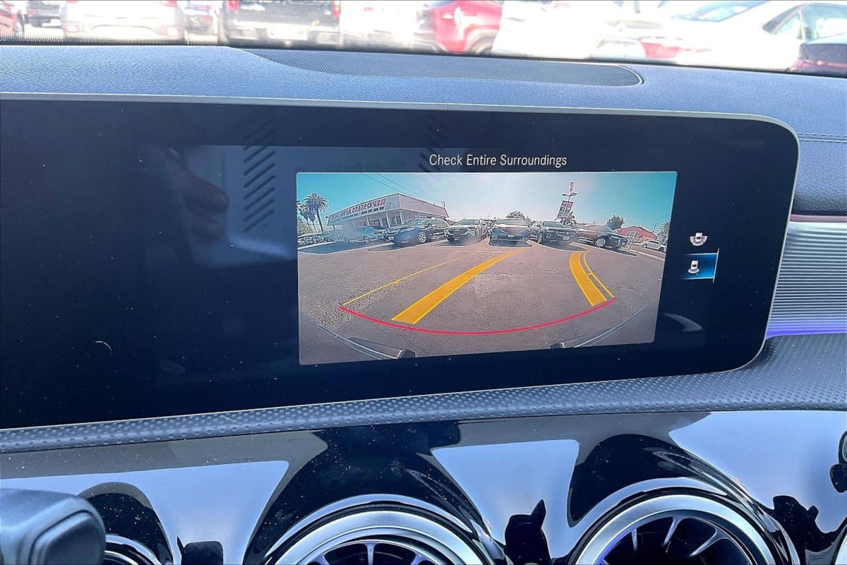 Used 2020 Mercedes-Benz CLA 250 image 21