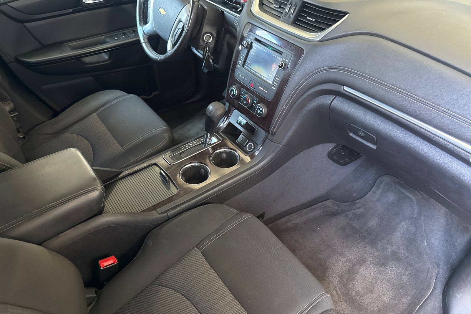 Used 2017 Chevrolet Traverse LT AWD/4WD image 19