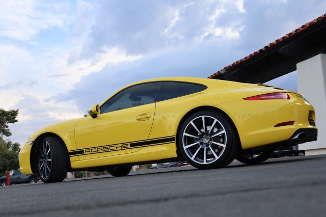 Used 2012 Porsche 911 Carrera image 17
