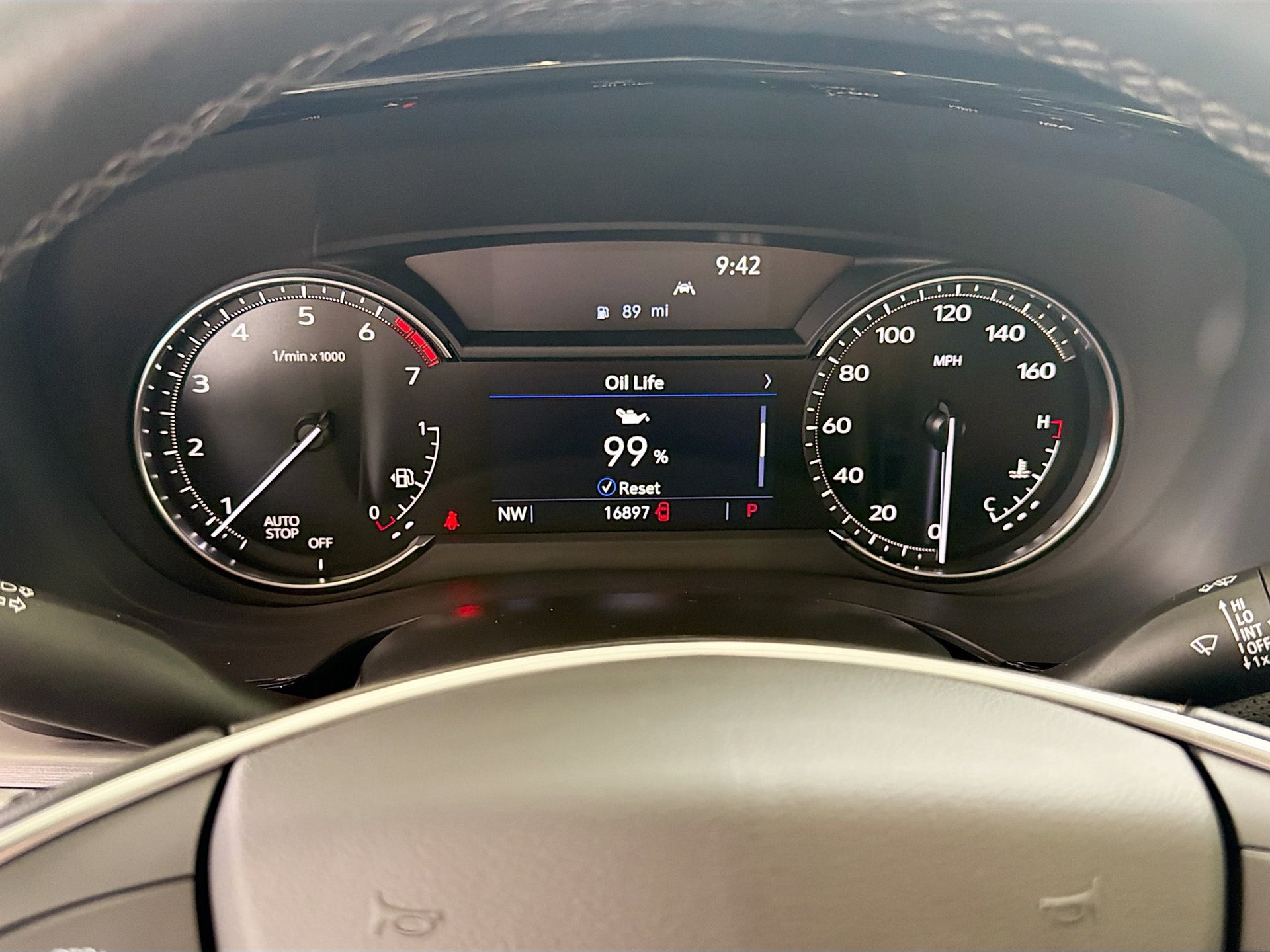 Certified 2023 Cadillac XT5 Luxury FWD image 39