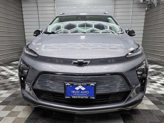 Used 2023 Chevrolet Bolt EUV Premier FWD image 4