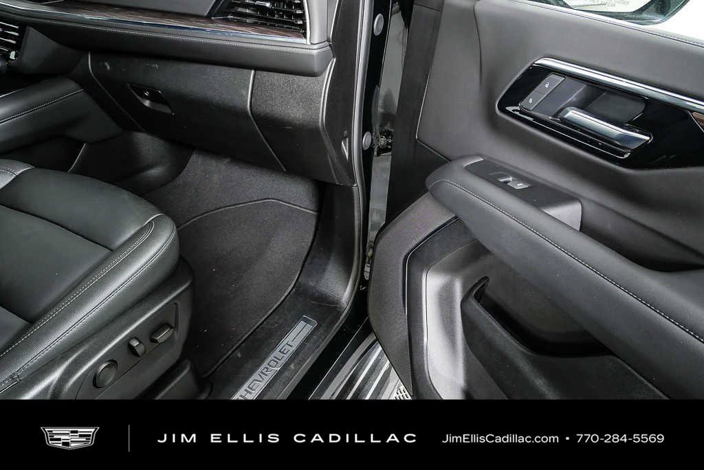 Used 2025 Chevrolet Tahoe LT RWD image 24