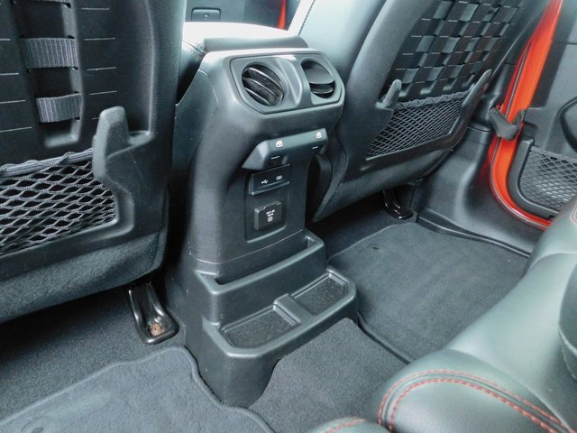 Used 2018 Jeep Wrangler Unlimited Rubicon w/ Dual Top Group image 21