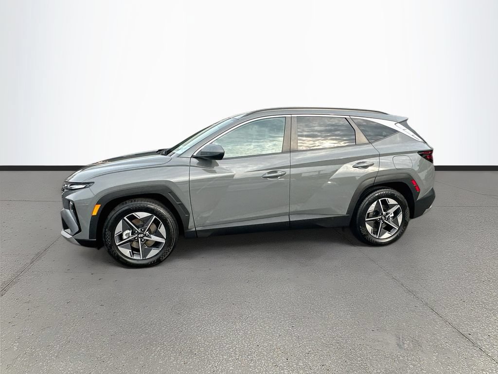 Used 2025 Hyundai Tucson SEL FWD image 4