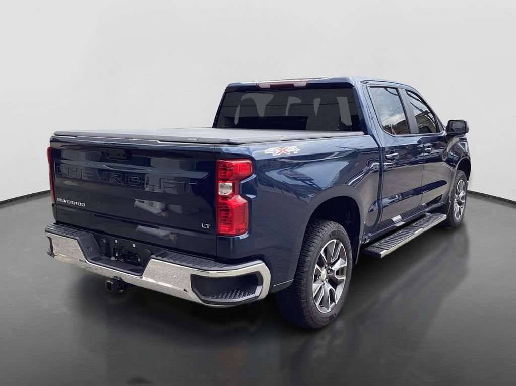 Used 2022 Chevrolet Silverado 1500 LT AWD/4WD image 5