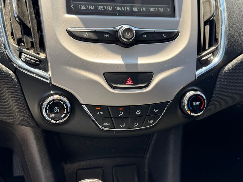 Used 2018 Chevrolet Cruze LS FWD image 21