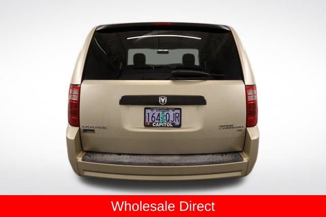 Used 2010 Dodge Grand Caravan SE image 3