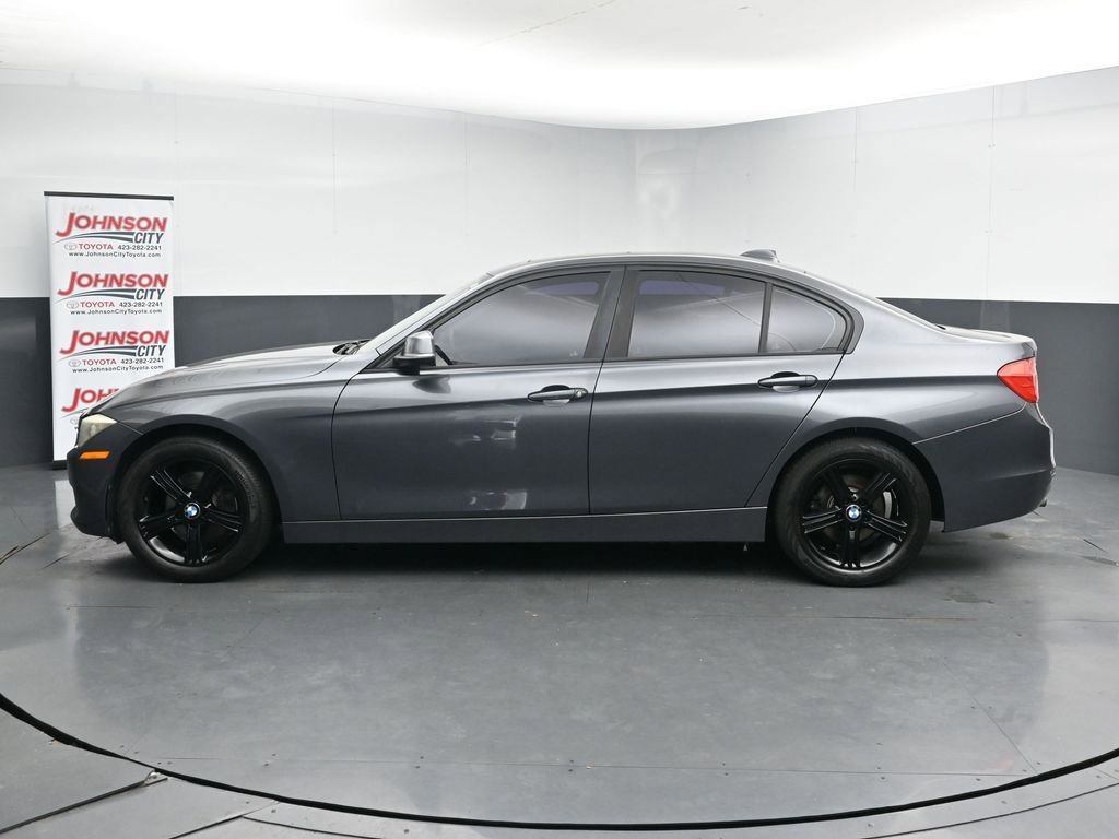 Used 2013 BMW 328i Sedan RWD image 5
