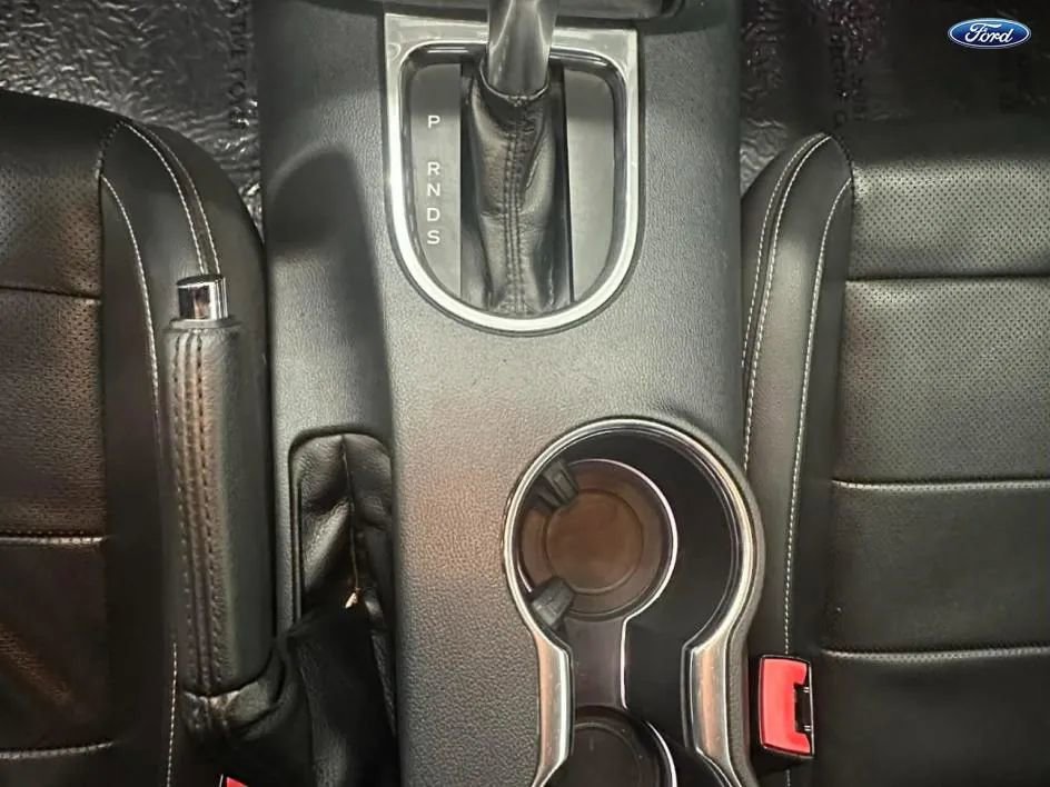 Used 2022 Ford Mustang Premium RWD image 15