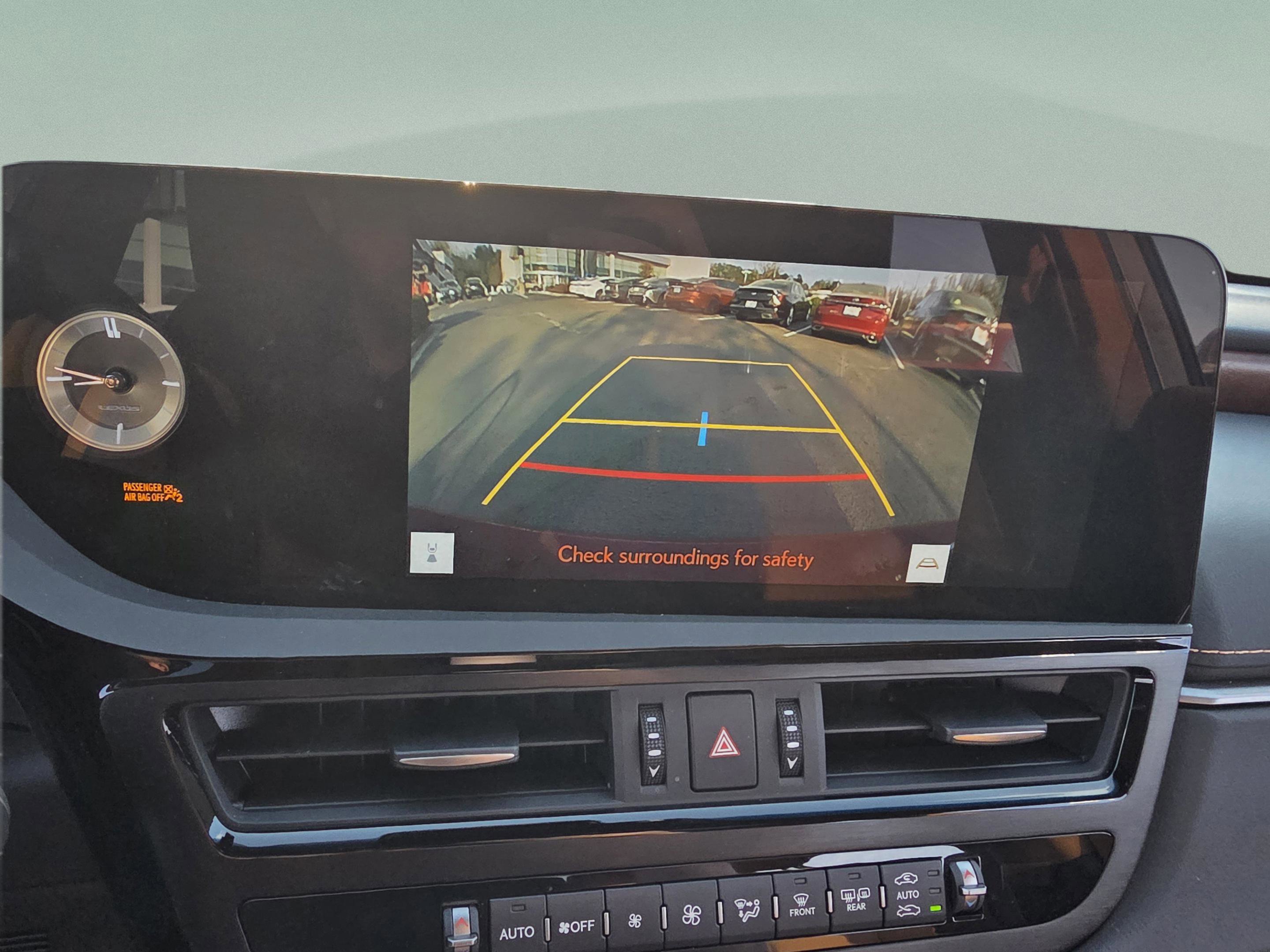 Certified 2025 Lexus ES 350 w/ Premium Package image 18