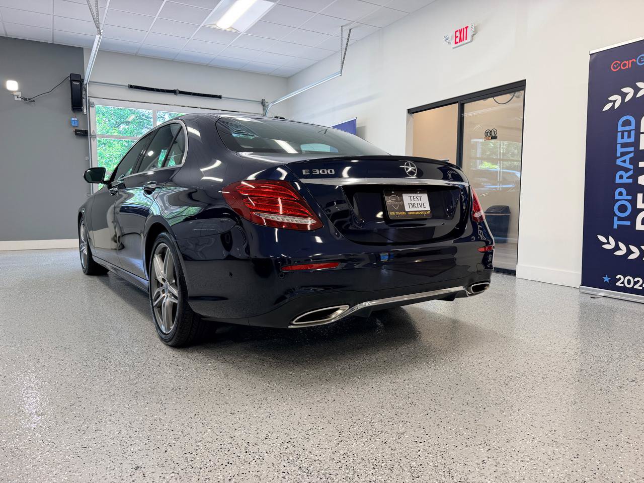 Used 2018 Mercedes-Benz E 300 image 6