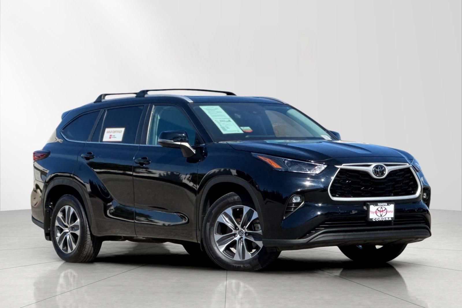 Used 2024 Toyota Highlander XLE