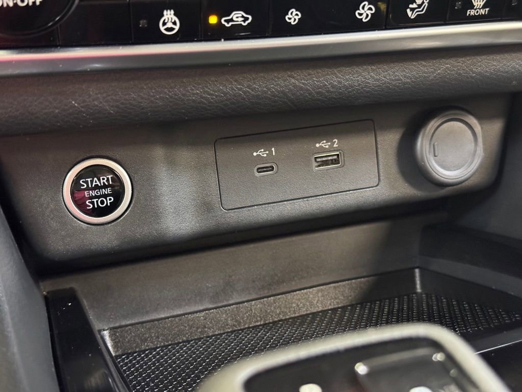 Used 2023 Nissan Rogue SV w/ SV Premium B Package AWD/4WD image 35