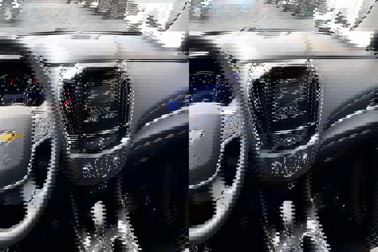 Certified 2023 Chevrolet Traverse LT image 7