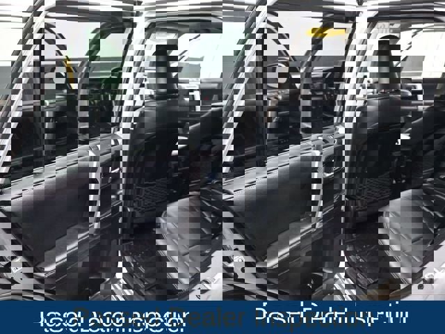 Used 2016 Toyota 4Runner Limited image 16