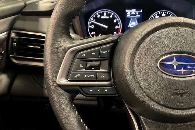 Used 2025 Subaru Outback Limited image 18