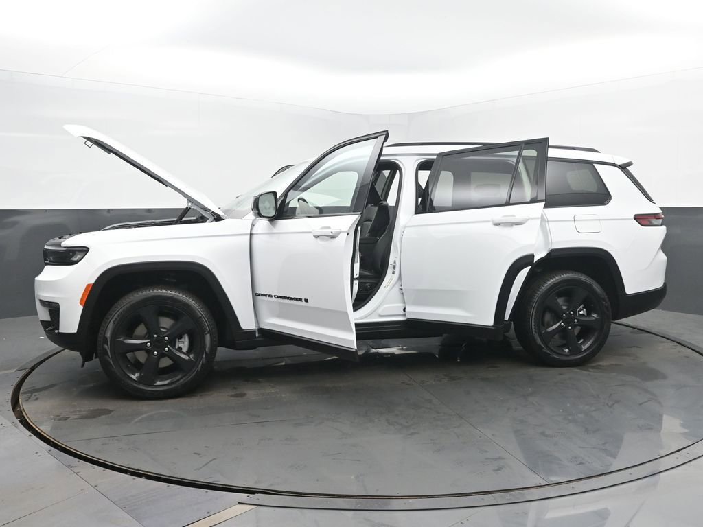 New 2025 Jeep Grand Cherokee L Limited image 57