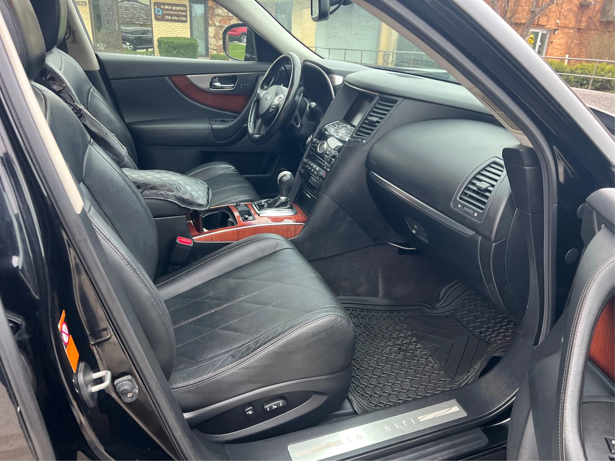 Used 2009 INFINITI FX35 AWD w/ Technology Pkg image 25