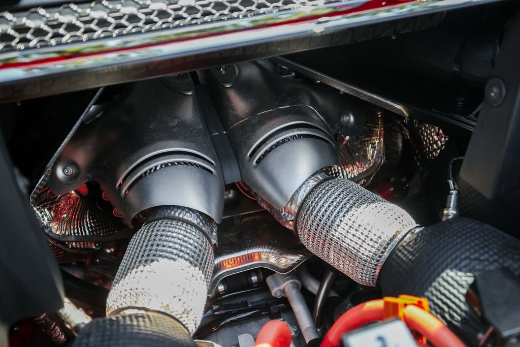 Certified 2025 Ferrari 296 GTS RWD image 23
