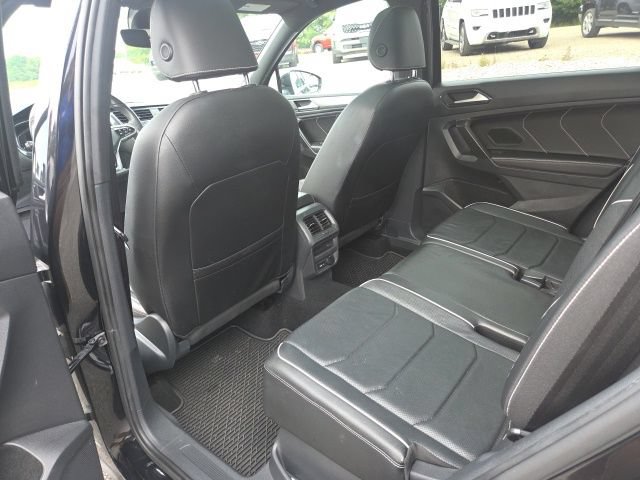 Used 2022 Volkswagen Tiguan SEL R-Line AWD/4WD image 35