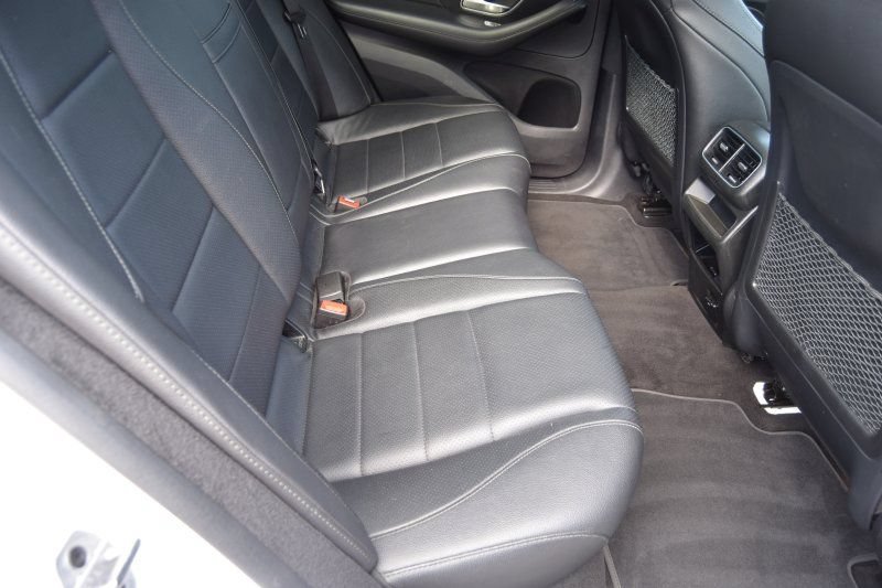 Used 2021 Mercedes-Benz GLE 350 4MATIC w/ Premium Package image 37