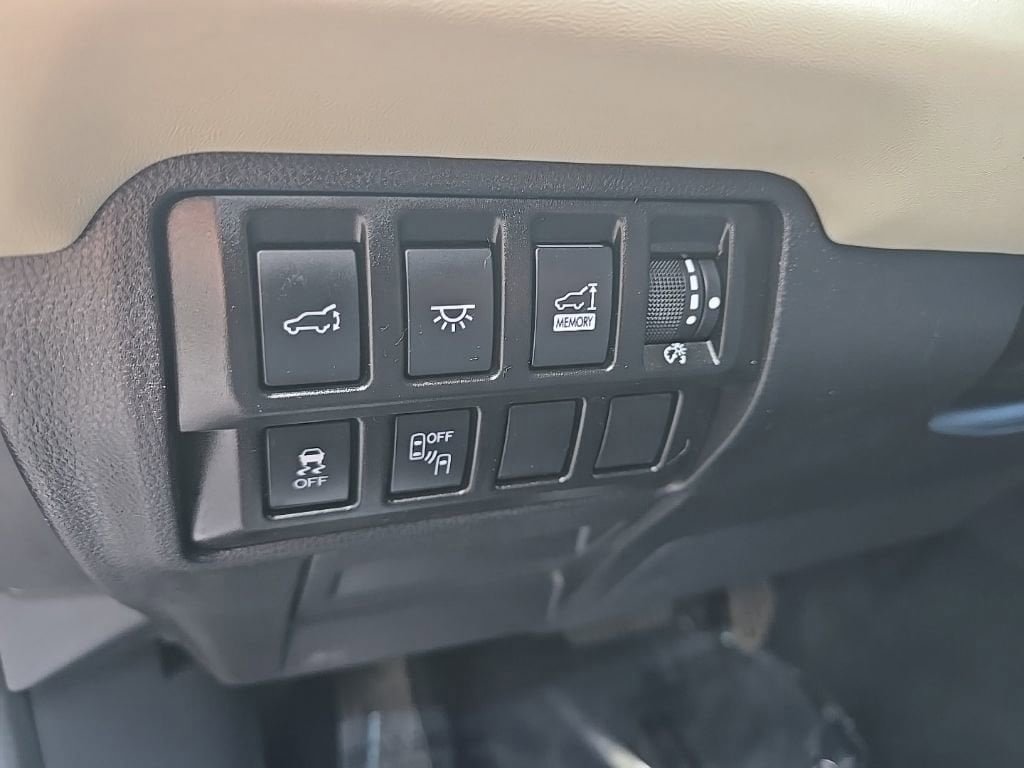 Used 2021 Subaru Ascent Limited AWD/4WD image 22