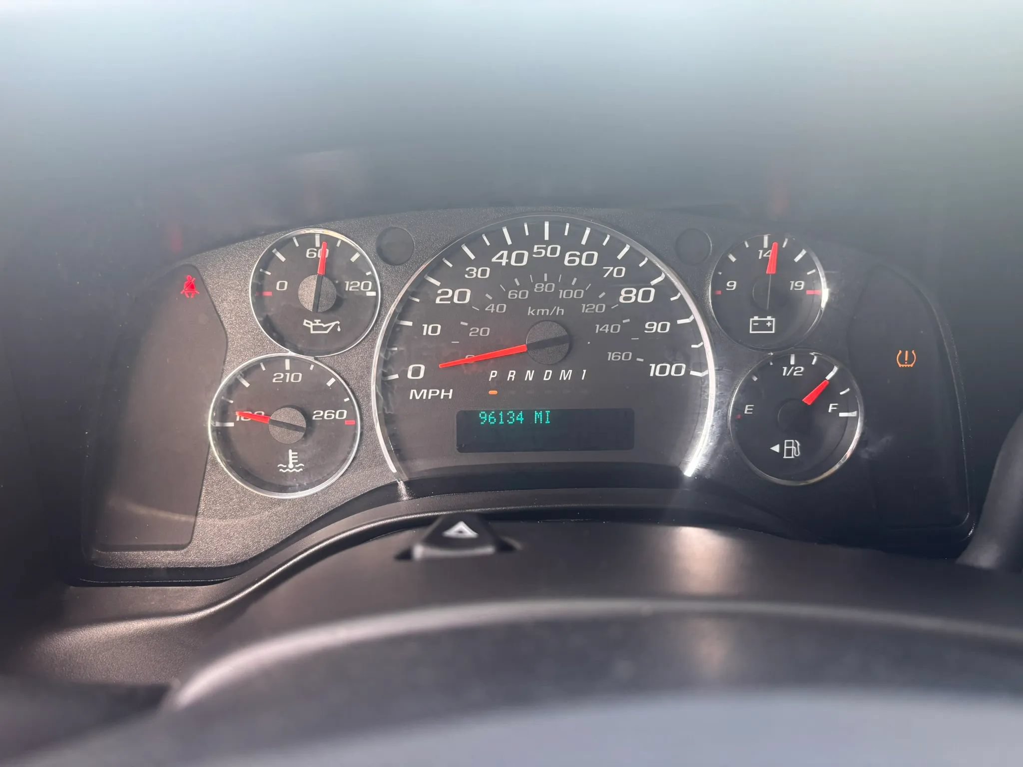 Used 2023 Chevrolet Express 2500 RWD image 13